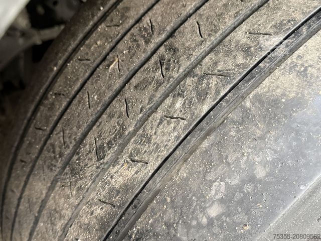 Objemový tahač MERCEDES-BENZ Actros 1843 Retarder Klima Mega Jumbo Temomat