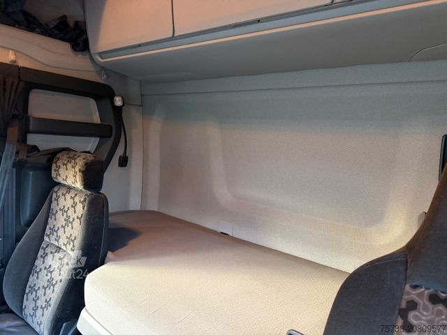 Camion de materiale periculoase SCANIA R500 /Retarder/Kompressor/ADR Gefahrgut/VOLLLUFT