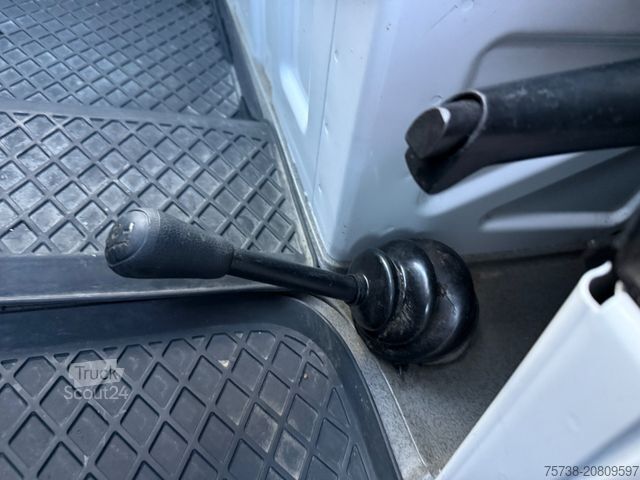 Κλειστό βαν MERCEDES-BENZ Sprinter 316 CDI kompakt IGLHAUT 4X4/Klima