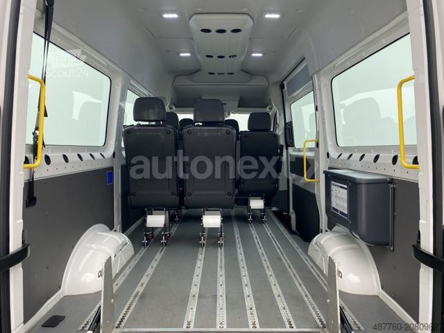 Kleinbus VOLKSWAGEN Crafter DSG *4MOTION* DACHKLIMA+8-SITZE+ROLLSTUH