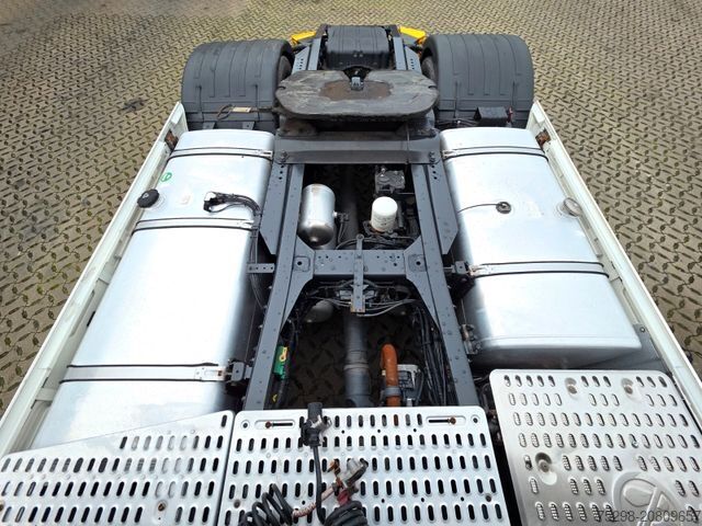 Standard dragbil IVECO Stralis 480 / ZF Intarder / Standklimaanlage