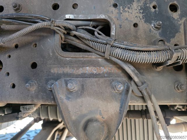 Standard dragbil IVECO Stralis 480 / ZF Intarder / Standklimaanlage