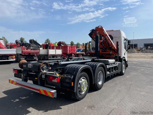 Darus teherautó Scania P340 P340 XT Atlas 96.3E - A3L laadkraan + VDL ...
