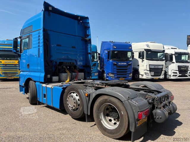 MAN TGX 26.460 6 x 2, direction assistée, essieu relevable, hydraulique, climatisation de toit MAN TGX 26.460 6 x 2, steering lifting hydraulics, ...