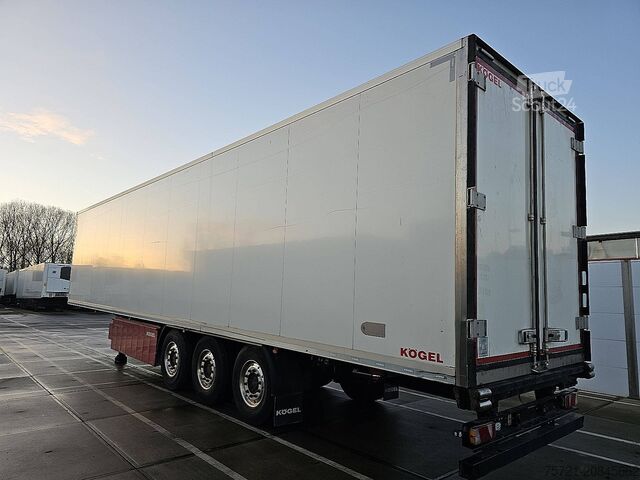 Refrigerated/frozen transport KOGEL S24
