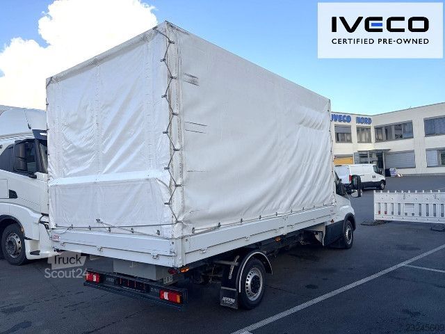 Ponyvával szerelt furgon IVECO 35S14 Pritsche 4,38m,H 2,23m, Nur 6.016 km!