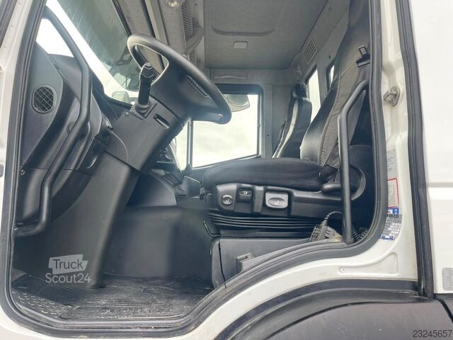 Iveco Stralis 460 X-Way con retarder, presa di forza, passo 5,00 m MVI2158 Iveco Stralis 460 X-Way Retarder, PTO,  wheelbasis 5.00m
