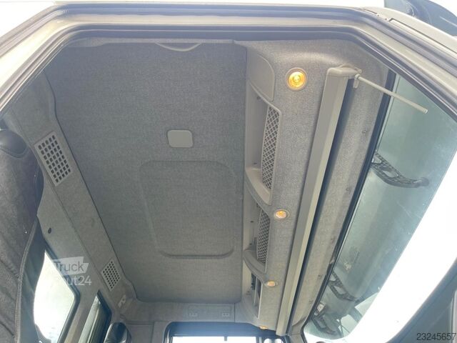 Iveco Stralis 460 X-Way con retarder, presa di forza, passo 5,00 m MVI2158 Iveco Stralis 460 X-Way Retarder, PTO,  wheelbasis 5.00m