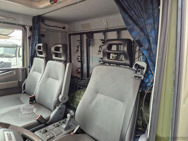 Flatbed truck IVECO Eurocargo ML100E22WM-BW 4x4 Pritsche L-Haus Bett