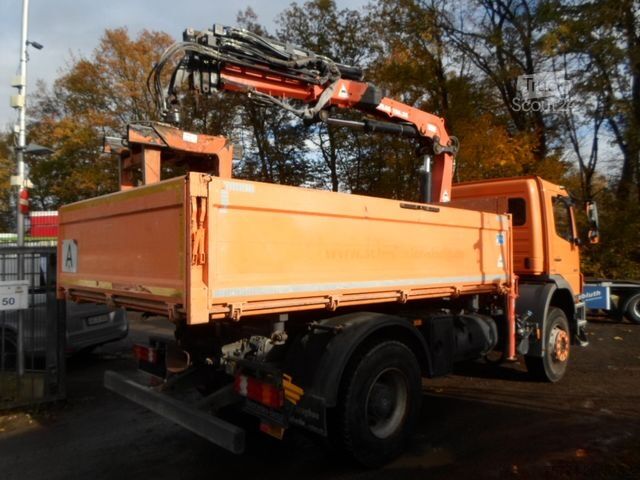 Tipper truck MERCEDES-BENZ 1833 K/ Kran ATLAS/ 105000 KM