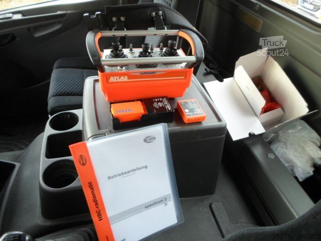 Tipper truck MERCEDES-BENZ 1833 K/ Kran ATLAS/ 105000 KM