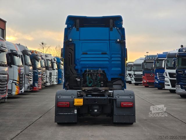 Standard dragbil MAN TGX 18.510 *2X VORHANDEN*ACC*2X TANK * RETARDER