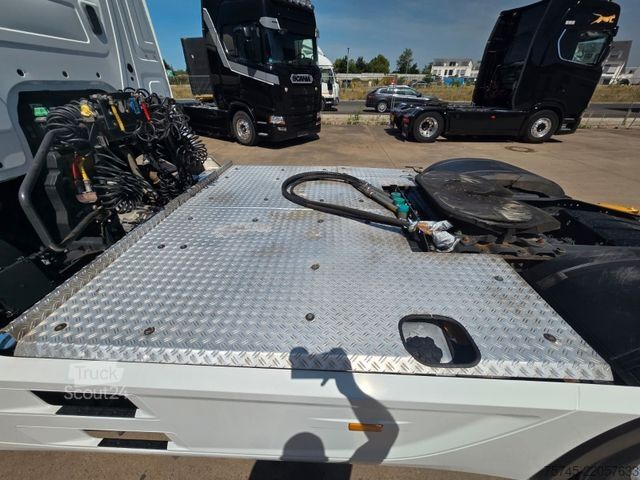 Standard SZM MERCEDES-BENZ ANTOS 1840 * ACC * ADR * ALCOA * RETARDER *KLIMA