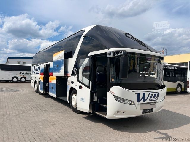 Távolsági autóbusz NEOPLAN Starliner C  P 11 II P 11  371 KW