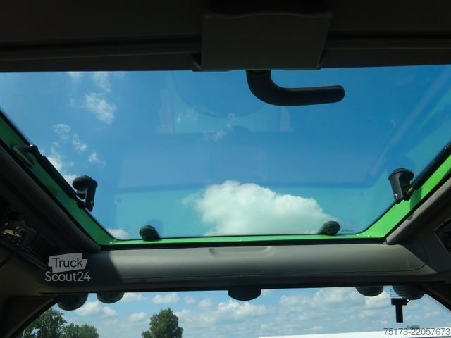 Traktor DEUTZ-FAHR 6215 Agroton TTV