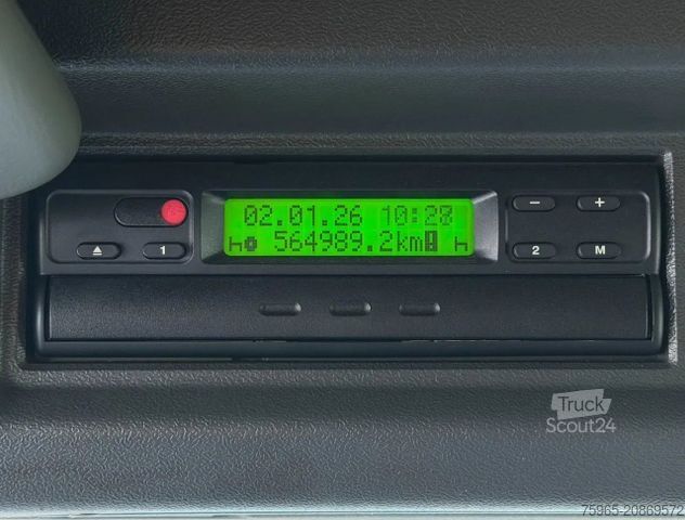 Box truck SCANIA P230 EURO 3 AIRCO MANUAL GEARBOX VAN BEURDEN ISO