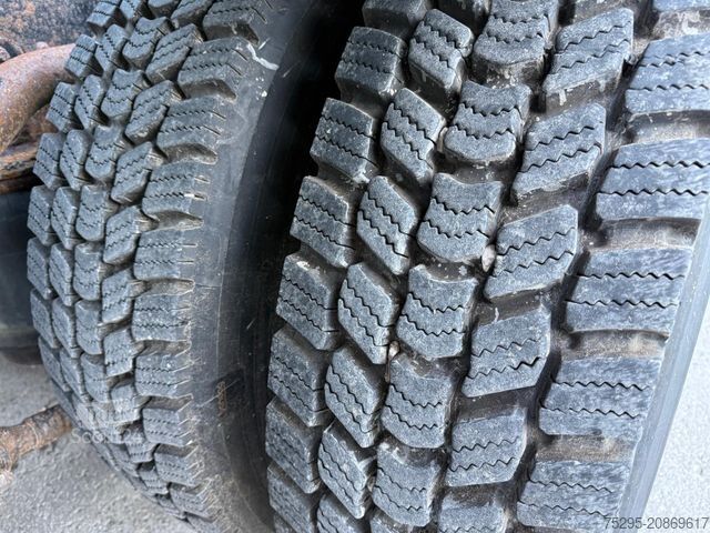 Faházszállító teherautó MAN TGS 26.440 6x4 Kurzholzzug Palfinger SägeGreifer