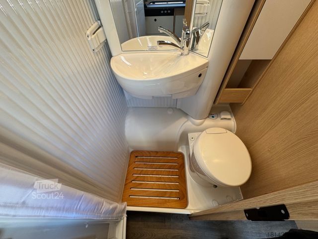 Ημιενσωματωμένο αυτοκινούμενο τροχόσπιτο SUNLIGHT V 67S Adventure Edition Modell 2026