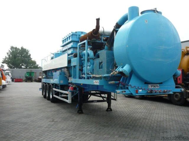 Suction vehicle Royen Ipsam Droge stoffen zuiger/Sucking and blowing ...