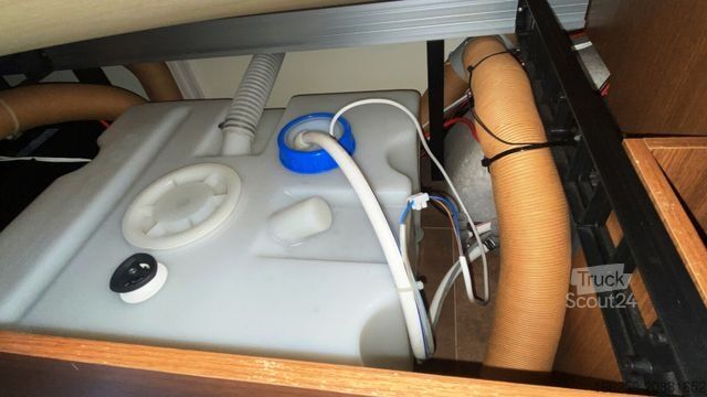 Bivalnik BÜRSTNER Averso Plus 410 TS Mover , Auto-Satantenne, TV