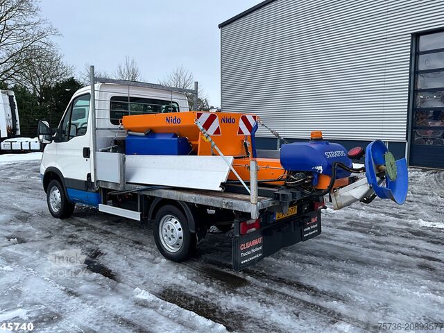Причіп для розкидача Iveco Daily 35S12 300 met Nido zoutstrooier Just 88.0...