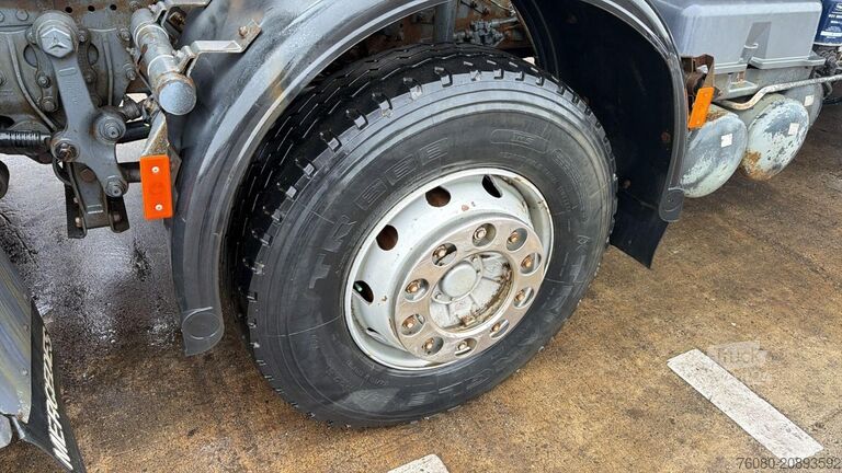 Kipper Mercedes-Benz Actros 3235 (TAMBOURS / 8X4 / LAMES / GRAND PON...