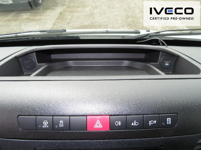 Sandučar IVECO Daily 70C18HA8/P Koffer/LBW Klima, NL 3228kg