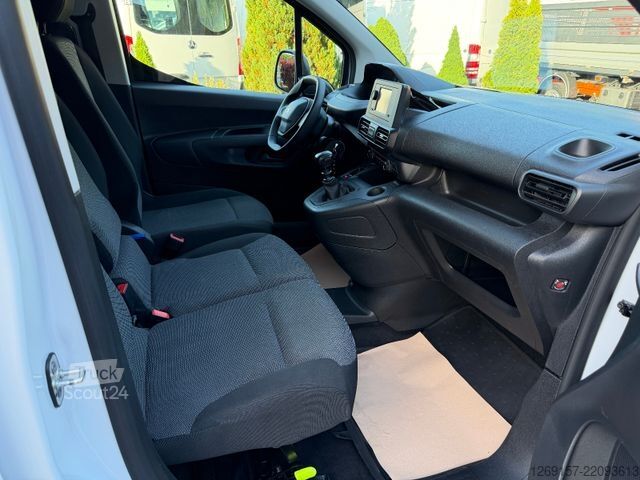 Furgone PEUGEOT Partner 1,5 DIESEL Premium Kasten Tempomat A/C