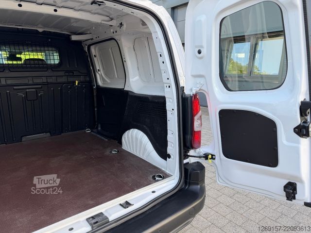 Furgone PEUGEOT Partner 1,5 DIESEL Premium Kasten Tempomat A/C