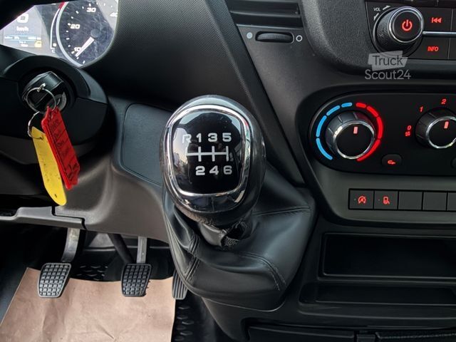 Autoutilitară basculantă IVECO Daily DOKA 3,5t Kipper 35C140 *AHK 3,5t *