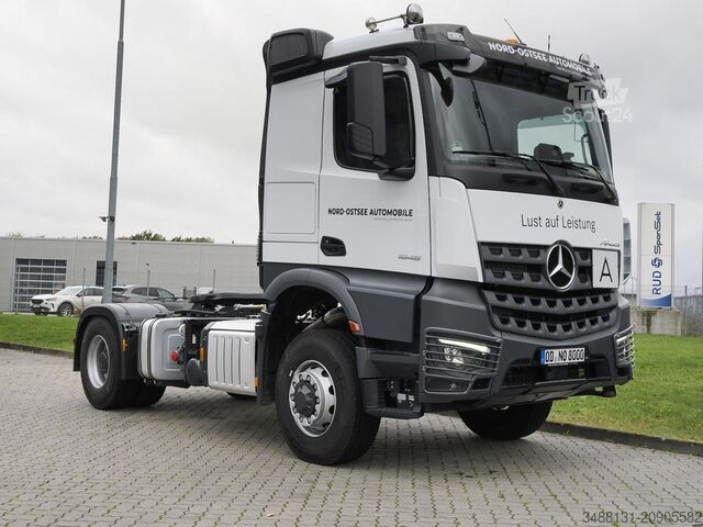 Standard dragbil Mercedes-Benz Arocs 1846 LS LED KlimaA Navi AUT Luft NA Kam.