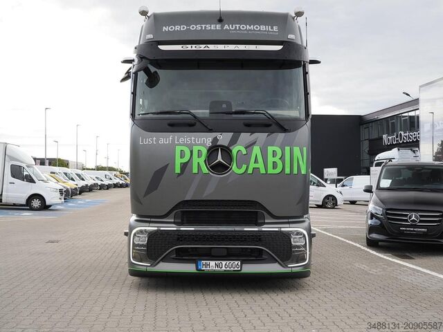 Tractor estándar Mercedes-Benz Actros 1848 LS KlimaA Navi LED RFK LederLR