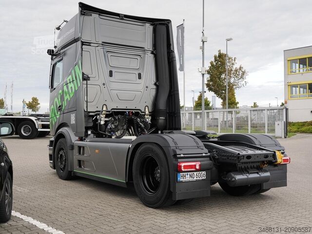 Standard dragbil Mercedes-Benz Actros 1848 LS KlimaA Navi LED RFK LederLR