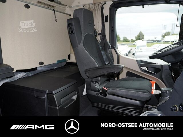 Standard dragbil Mercedes-Benz Actros 1848 LS KlimaA Navi LED RFK LederLR