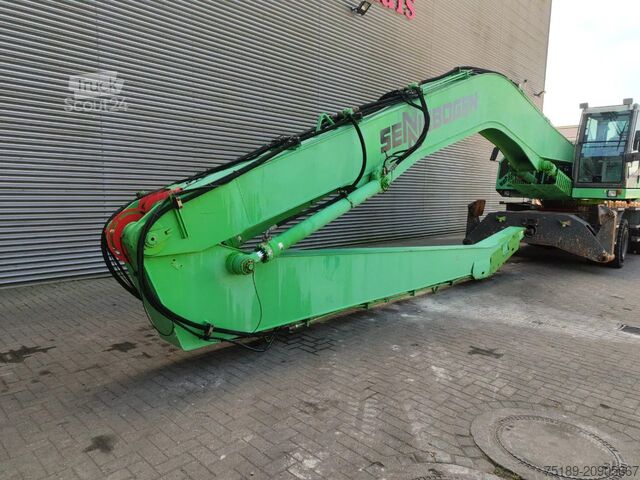 Maszyna do przenoszenia materiałów Sennebogen 835M