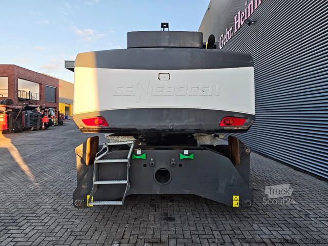 Maszyna do przenoszenia materiałów Sennebogen 830 E K17