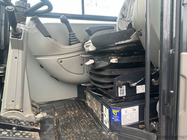 Gumikerekes kotrógép YANMAR / Schaeff / Terex B 95 Mobilbagger 78.500 EUR /