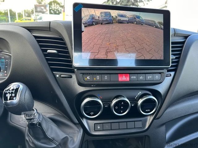 Abschleppwagen IVECO Daily 35S18 LED