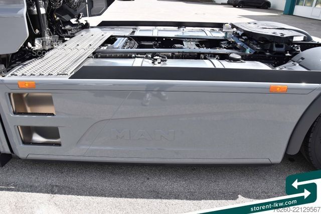 Štandardný ťahač MAN MAN TGX 18.560 LL, GX-Fahrerhaus, Retarder, Navi