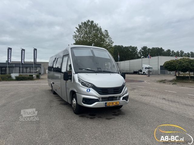 Minibus IVECO Rosero First Touring Electra, Reichweite 336 km