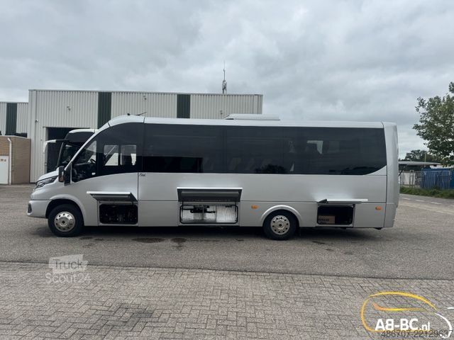 Minibus IVECO Rosero First Touring Electra, Reichweite 336 km