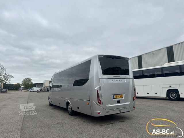 Minibus IVECO Rosero First Touring Electra, Reichweite 336 km