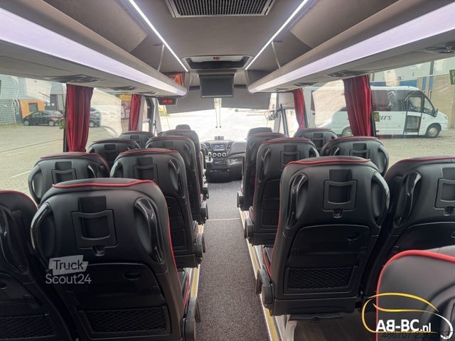 Minibus IVECO Rosero First Touring Electra, Reichweite 336 km