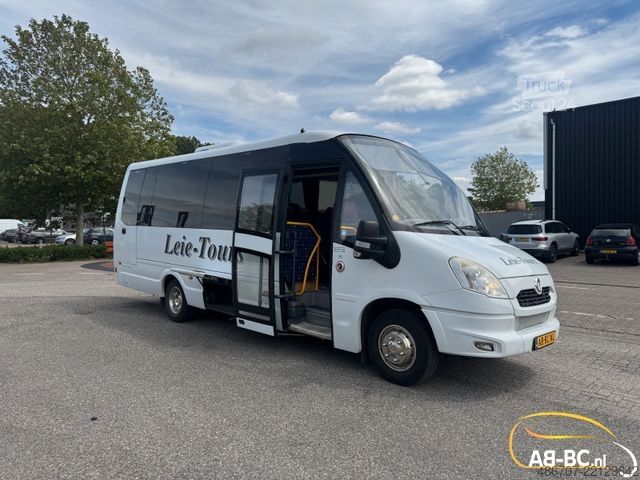 Minibussi IVECO Rosero First, 31 Sitze, Euro 5