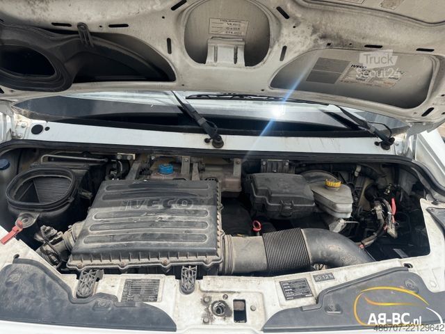 Minibussi IVECO Rosero First, 31 Sitze, Euro 5