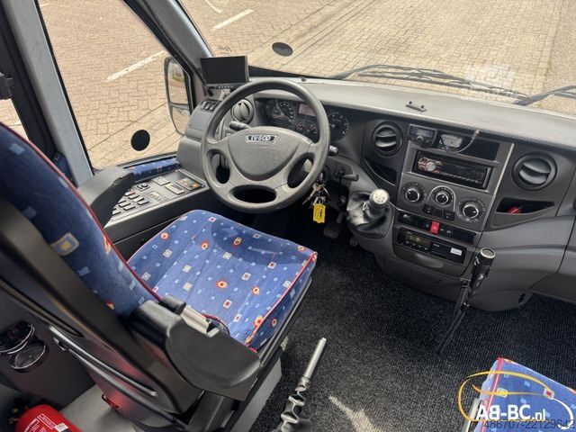 Minibussi IVECO Rosero First, 31 Sitze, Euro 5