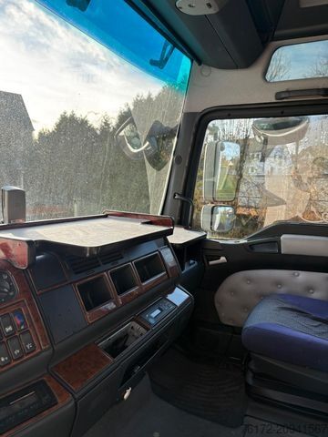 Tractora standard MAN TGA 18.310 Royal Class