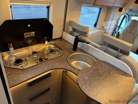 Teilintegriertes Wohnmobil Bürstner B66 TD 690 G Automatik*Lithiumbatterie