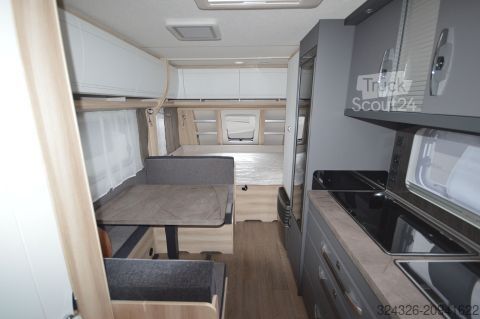 Caravane Hobby De Luxe 490 KMF Für die Familie
