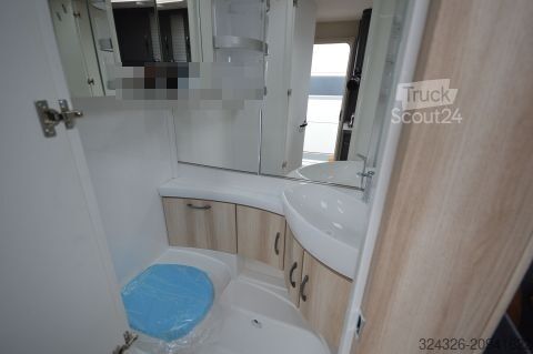 Caravane Hobby De Luxe 490 KMF Für die Familie